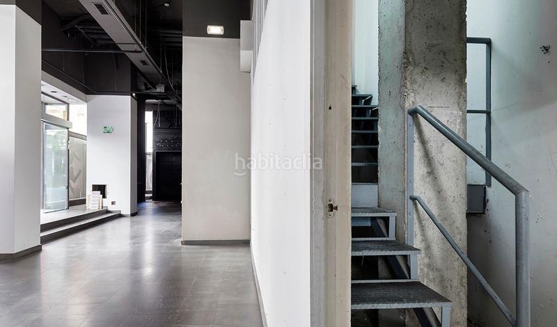Foto 59e8f1e2-8901-459b-8f4f-e083886ede3b. Location local commercial dans calle raval del pallol 1 dans Reus