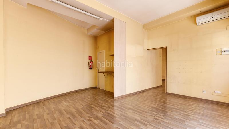 Foto 7d16f159-ff3e-438e-a027-c9ee1c00ce24. Lloguer local comercial a europa 3 a Sant Narcis Girona
