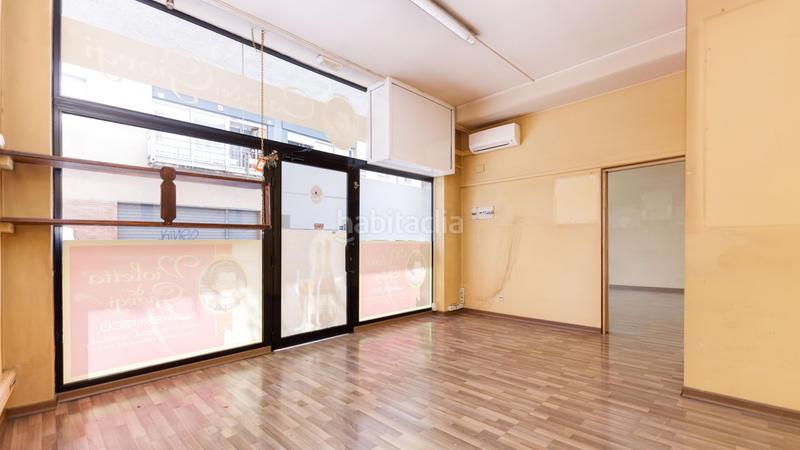 Foto 8cb51ee5-bf78-4c98-ba6c-beb8ddb00494. Lloguer local comercial a europa 3 a Sant Narcis Girona
