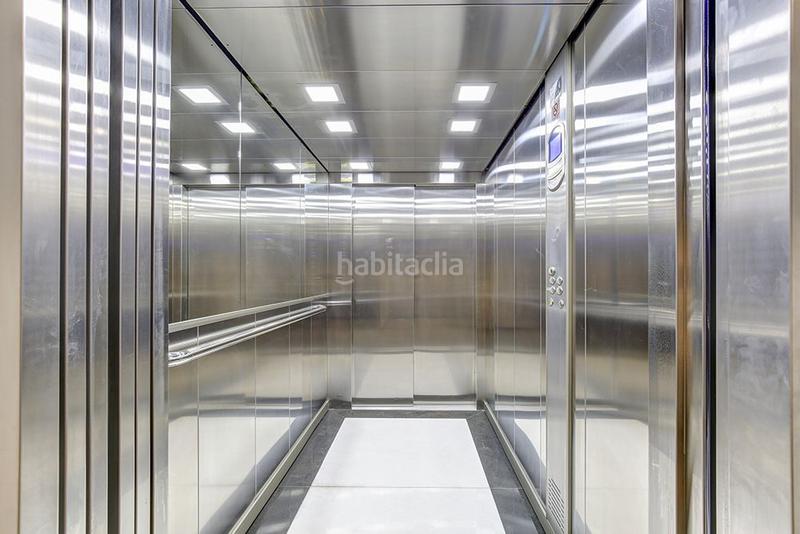 Foto c914255a-1f66-4bf7-9c71-d5c487f3422b. Alquiler oficina en paseo bonanova 67 en Tres Torres Barcelona