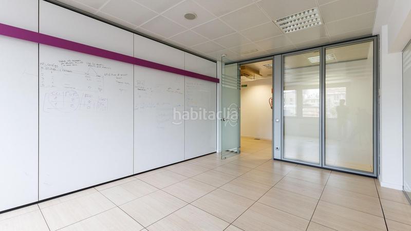Foto e6d022c1-8d34-4dfc-a6d0-a5557ed86bda. Location bureau dans calle consell de cent 334 dans Barcelona