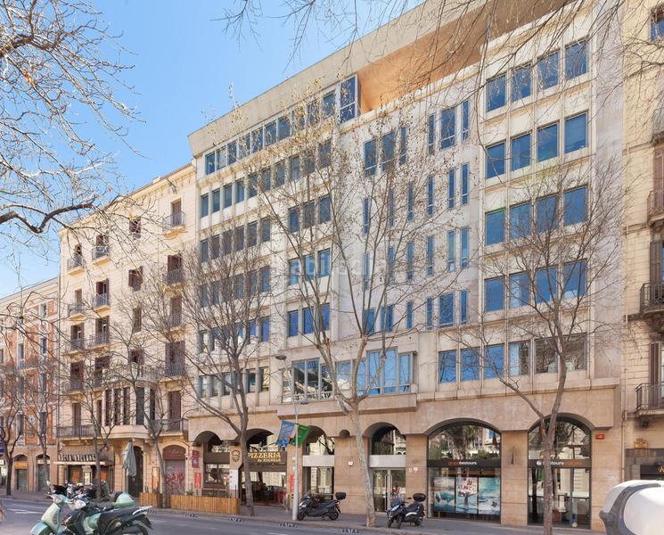Foto e7ccc329-50e9-42e3-a511-dab3b769c37d. Location bureau dans calle consell de cent 334 dans Barcelona