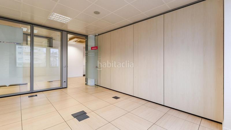 Foto ffcaef21-e5c0-4bf8-9635-aa4199cc1e03. Location bureau dans calle consell de cent 334 dans Barcelona