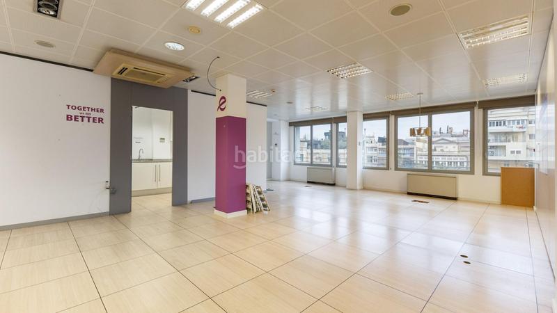 Foto c1cd8039-b9b0-4930-a087-17cca82684e9. Lloguer oficina a calle consell de cent 334 a Dreta de l´Eixample Barcelona