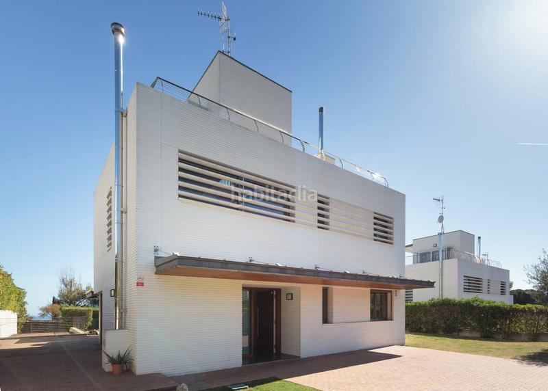 Foto 0bda9cbf-f4ec-456d-92f9-331ad5141834. Casa en calle can calella sant viçent montalt "pardó" pa 24 s en Sant Vicenç de Montalt