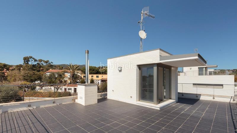 Foto feabae3a-cc78-40cb-a56a-e27979c6d82e. Casa en calle can calella sant viçent montalt "pardó" pa 24 s en Sant Vicenç de Montalt
