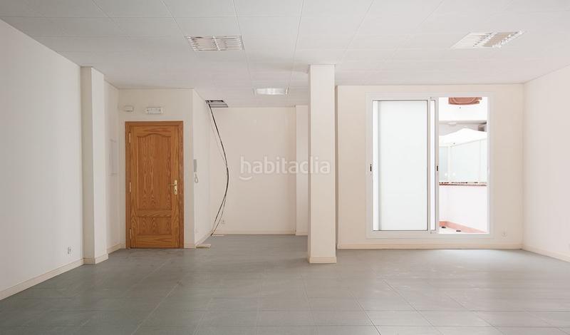 Foto 663fd516-f429-4d66-b465-e15f4f2e0676. Location bureau dans calle mora d'ebre 65 dans El Coll Barcelona