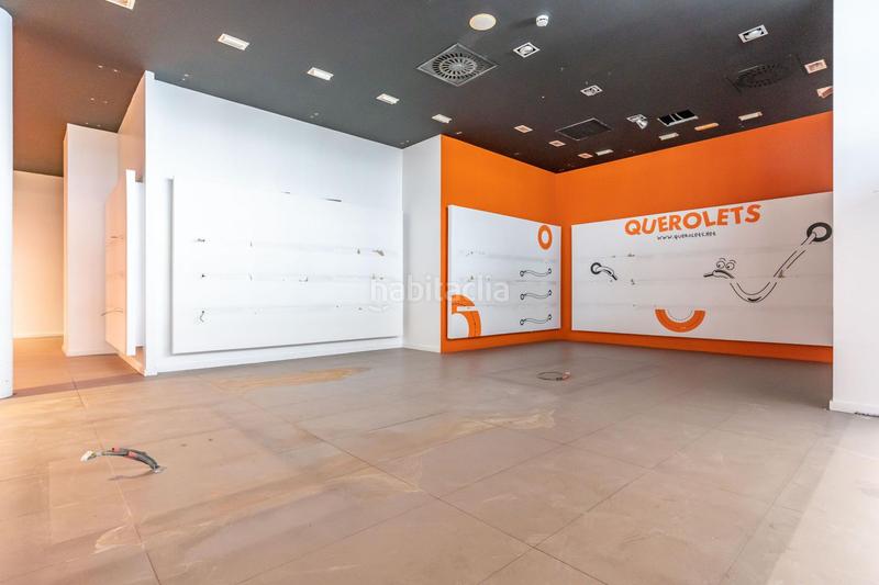 Foto 52e3eccb-4385-4c3b-a898-75e8548c9aab. Alquiler local comercial en calle raval del pallol 1 en Reus
