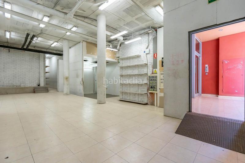 Foto 9d1973b9-9271-462c-aff2-ca0d20c9b840. Alquiler local comercial en calle raval del pallol 1 en Reus
