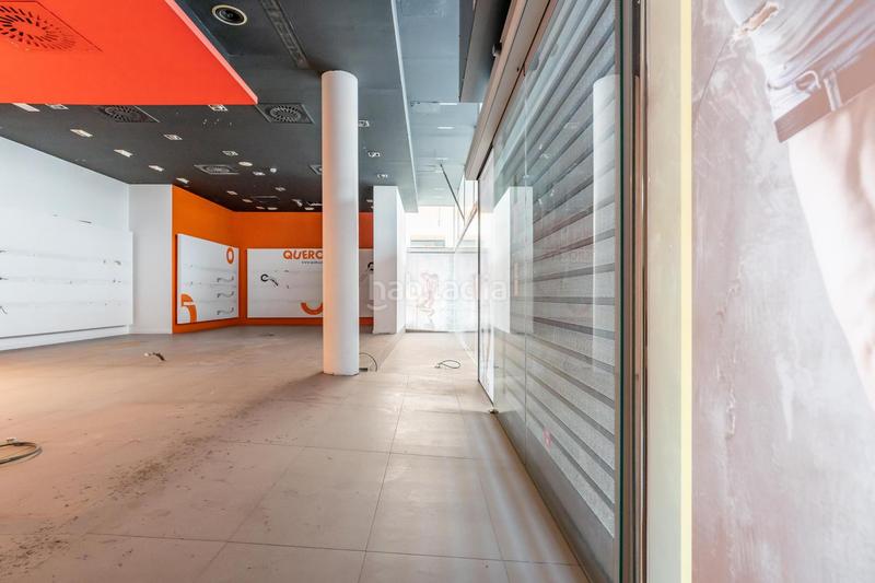 Foto b3ae38b3-929d-4e45-8d9b-a3368a64aaae. Alquiler local comercial en calle raval del pallol 1 en Reus