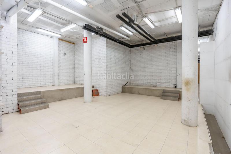 Foto d12caa7c-0756-48ca-831d-2d074022a419. Location local commercial dans calle raval del pallol 1 dans Reus