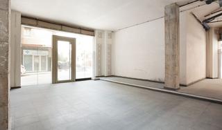 Business premise in CALLE PIZARRO LOCAL 2 CASA 1 88 L