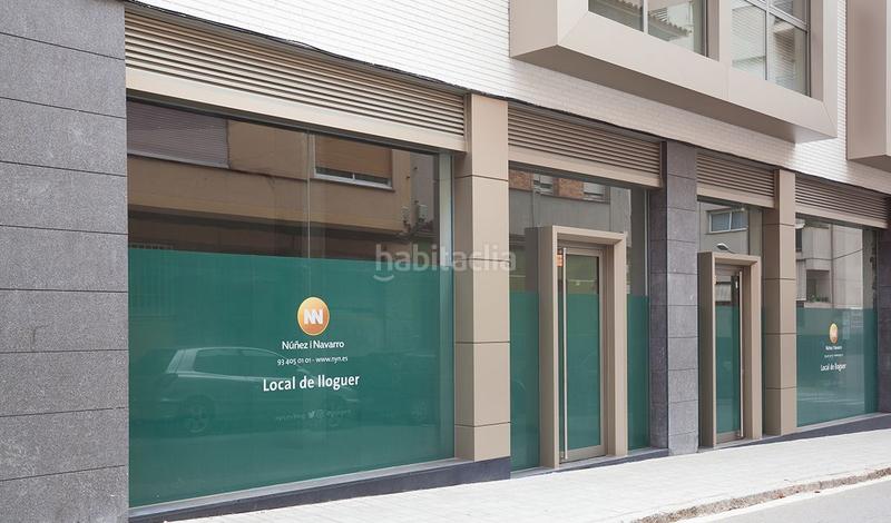 Foto e423feb2-a7cc-412f-ad3e-486a4397e4c7. Alquiler local comercial en calle pizarro local 2 casa 1 88 l en Mataró