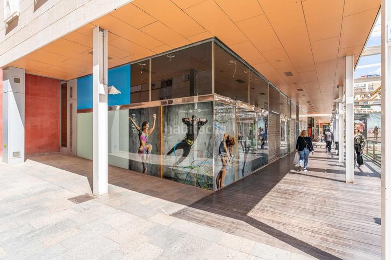 Foto 38b3c713-d0f1-41dc-8b83-ac4fb9ee5a7a. Alquiler local comercial en calle raval del pallol 1 en Reus