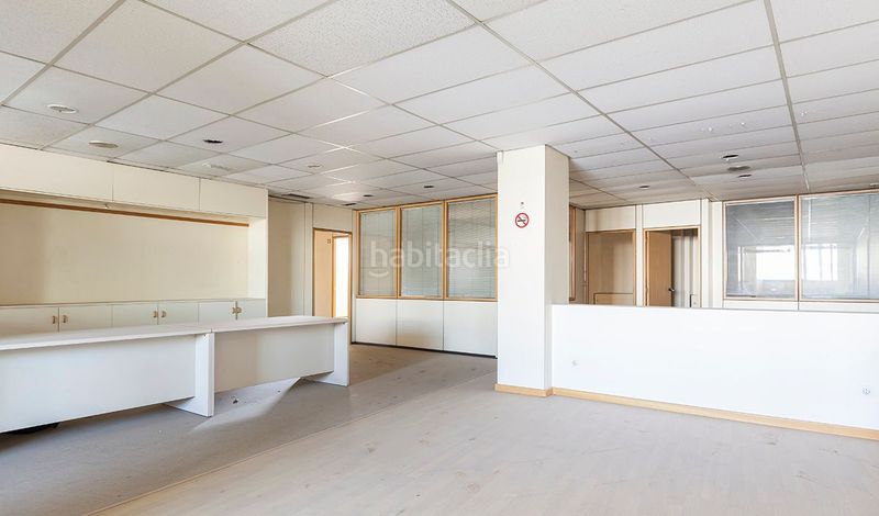 Foto 6fccbdac-d1aa-4702-bee3-2ad7b8934fc8. Rent office space in calle gracia 53 in Centre Sabadell