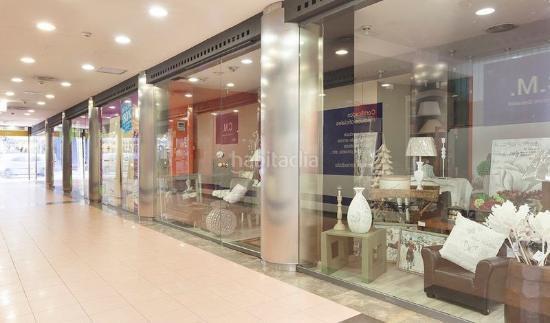 Foto 898a0a71-e26c-41d3-abcd-c4c3da428b23. Rent office space in calle gracia 53 in Centre Sabadell
