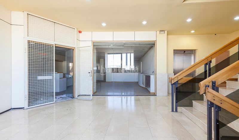 Foto c68085c8-0da0-4fc3-a6c4-da3c9ea997cb. Rent office space in calle gracia 53 in Centre Sabadell