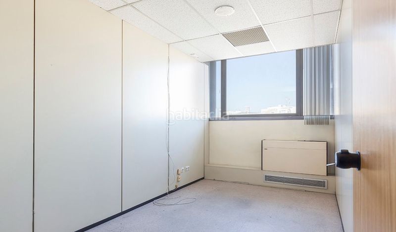 Foto c9e731ed-480c-44a5-aa9a-b09437adec93. Rent office space in calle gracia 53 in Centre Sabadell
