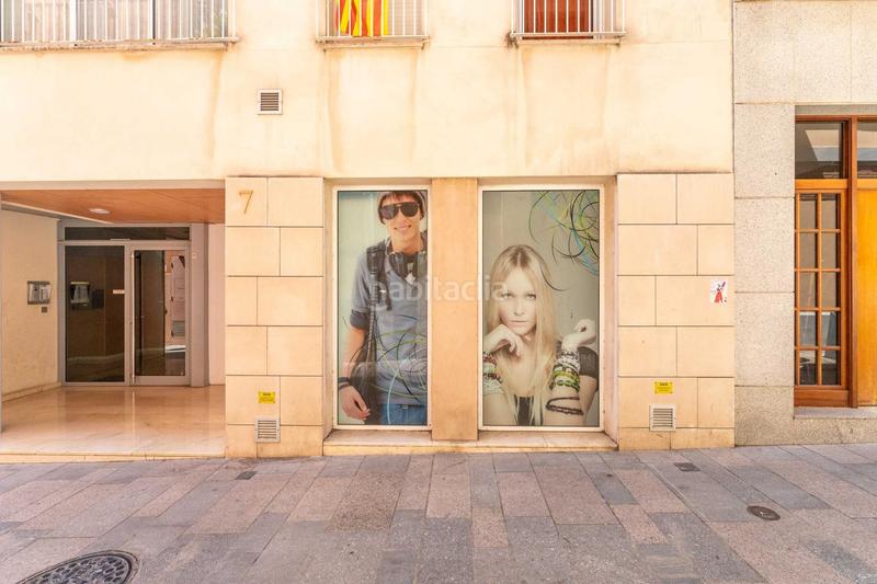 Foto e9bd3c48-b066-43a2-8f1e-8c85e14c5fec. Alquiler local comercial en calle raval del pallol 1 en Reus