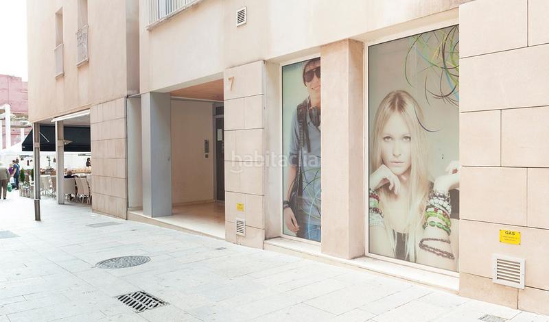 Foto ed97f637-dffa-4d27-b125-c80f0ba66237. Alquiler local comercial en calle raval del pallol 1 en Reus