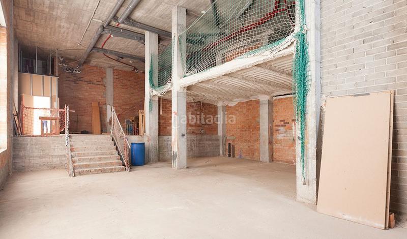 Foto 0a646f01-6264-4228-91b5-be2238f6e5d5. Alquiler local comercial en calle raval del pallol 1 en Reus