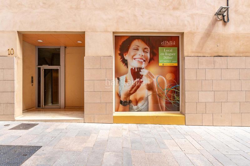 Foto ec383e4b-51d6-43de-b37b-39622823cf25. Alquiler local comercial en calle raval del pallol 1 en Reus
