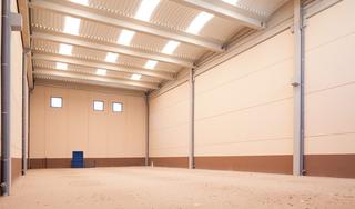 Rent Industrial building in Calle fusters nave 29 nave