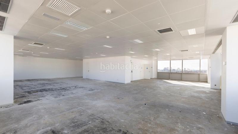 Foto 5ba18d62-8537-41f1-8edb-93a59c363912. Miete büro in calle tarragona 153 in Hostafrancs Barcelona