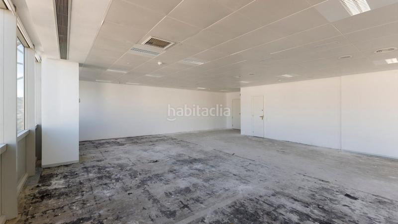 Foto d6d18546-424f-44bf-bbdc-23ff9eeb9f04. Miete büro in calle tarragona 153 in Hostafrancs Barcelona