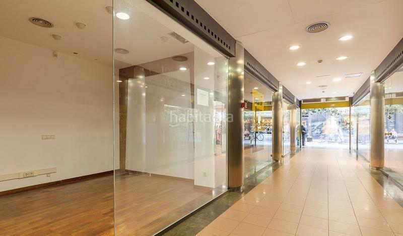 Foto 892dc1b9-f1cd-4c3f-9b7a-70b79932ebc5. Alquiler local comercial en calle gracia loca 2-3 pl. baja 53 l en Sabadell