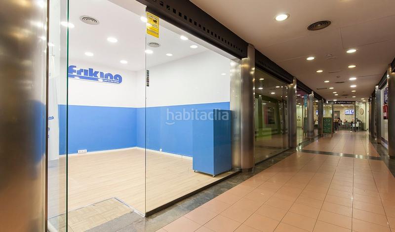 Foto 8d502b83-c078-42ff-840c-657690d19822. Alquiler local comercial en calle gracia loca 2-3 pl. baja 53 l en Sabadell