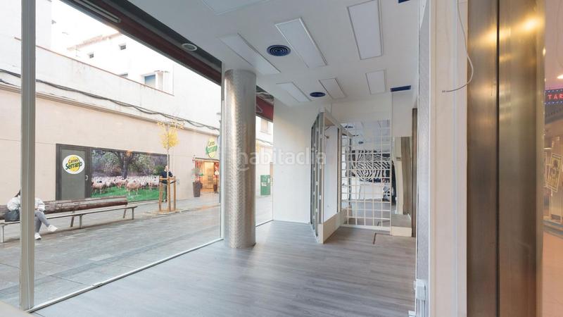 Foto de5b39d8-4d97-4ff6-9358-ad157042c05d. Alquiler local comercial en calle gracia loca 2-3 pl. baja 53 l en Sabadell