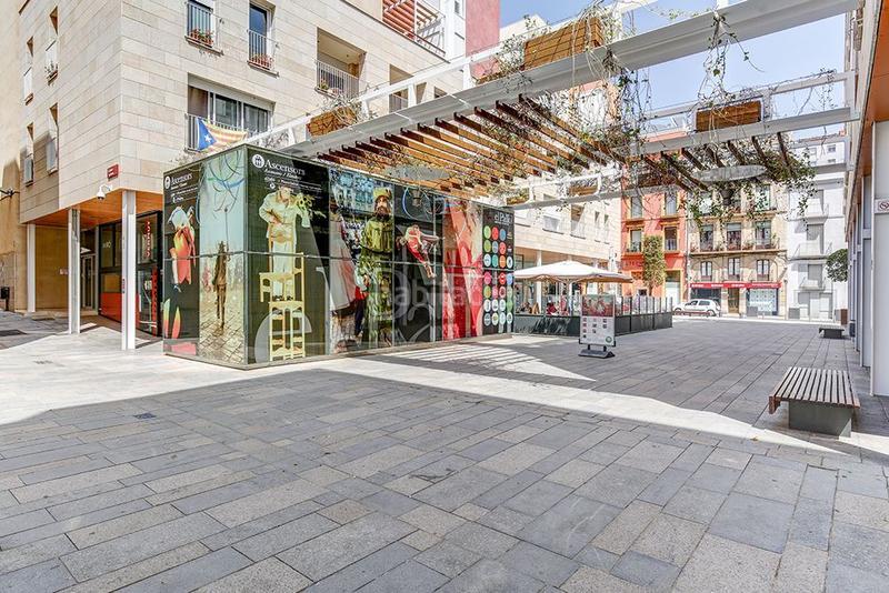 Foto 2259624c-3650-4344-9c6d-6b83937097a2. Alquiler local comercial en calle raval del pallol 1 en Reus