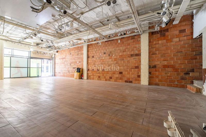 Foto 5988585d-b488-423a-9ea4-70629dfcba7c. Alquiler local comercial en calle raval del pallol 1 en Reus