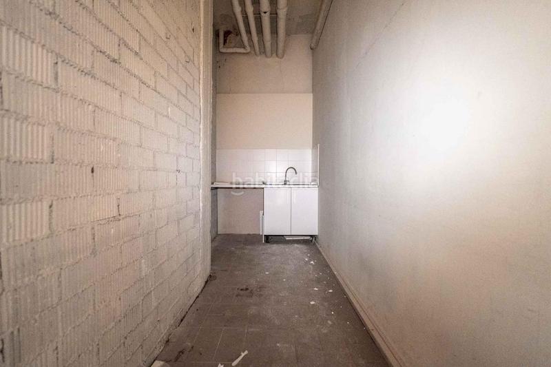 Foto 8ca3ca71-dbf8-4e43-a108-f296d442ce90. Alquiler local comercial en calle raval del pallol 1 en Reus