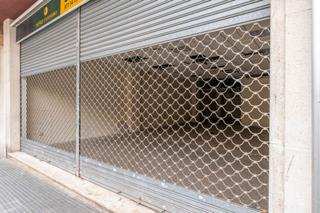 Rent Business premise in Calle corredor del gas local 5-6 casa 19 11 l