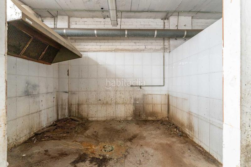 Foto 5d161bef-0ed2-4124-95c8-e2f983cb898d. Alquiler local comercial en calle corredor del gas local 5-6 casa 19 11 l en Reus