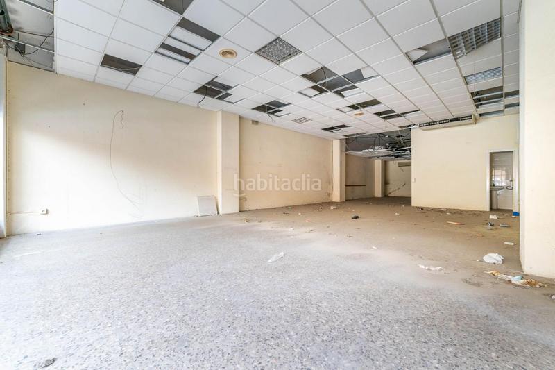 Foto 86f7609b-a776-404a-ac25-fbfd81758161. Alquiler local comercial en calle corredor del gas local 5-6 casa 19 11 l en Reus