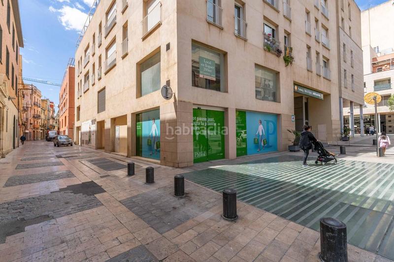 Foto ca2ab679-cfc4-4901-94dc-780b1bfd9c21. Alquiler local comercial en calle raval del pallol 1 en Reus