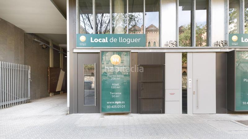 Foto 5655483f-a56c-4a5e-b0f2-4d7be9a0e174. Alquiler local comercial en calle diputacio en Fort Pienc Barcelona