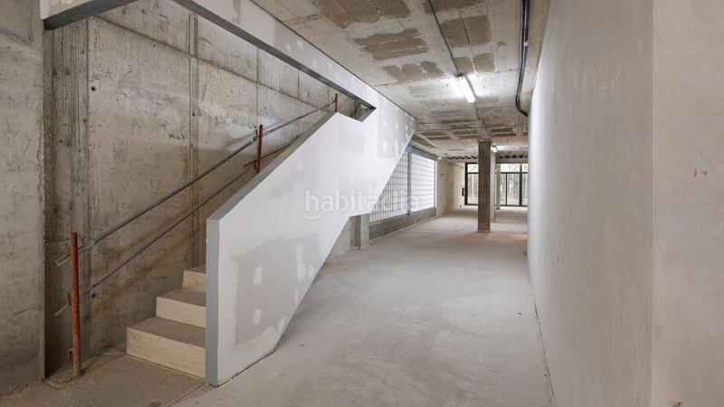 Foto b19860da-670e-4296-a416-e56862a60284. Alquiler local comercial en calle diputacio en Fort Pienc Barcelona
