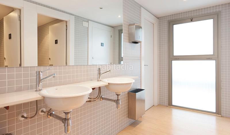 Foto 600c89ed-fe23-4c94-92e1-3744dec97df2. Alquiler oficina en calle jean monnet oficina 1º 1ª 248 en Sabadell