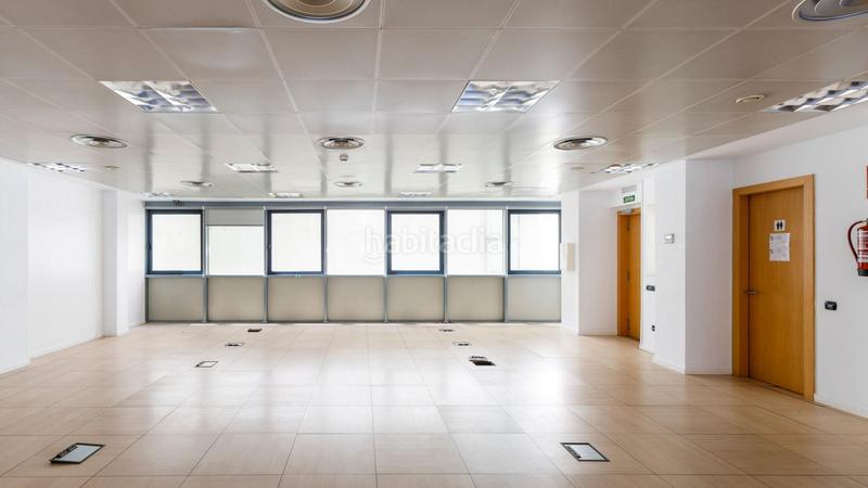 Foto af939b1e-11eb-4b12-8abf-dcc3cd3c6449. Miete büro in calle diputació 284 284 in Dreta de l´Eixample Barcelona