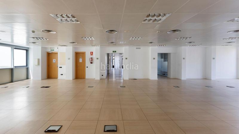 Foto 9ac53847-7743-4d48-a915-3b396ed399ff. Location bureau dans calle roger lluria 35 dans Dreta de l´Eixample Barcelona