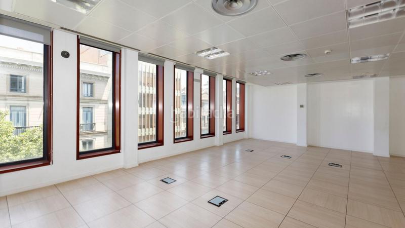 Foto e75888a0-ad5f-4c98-8d74-9b7dde5e5f9d. Location bureau dans calle roger lluria 35 dans Dreta de l´Eixample Barcelona