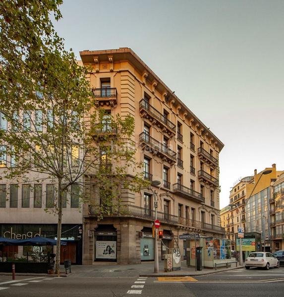 Foto 5b3886f6-9b87-4eaa-8655-aa226e0d3413. Alquiler oficina en calle roger lluria 35 en Dreta de l´Eixample Barcelona