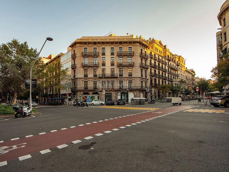 Foto 894c3abe-c6dd-41f0-8512-f3bfdf630201. Alquiler oficina en calle roger lluria 35 en Dreta de l´Eixample Barcelona