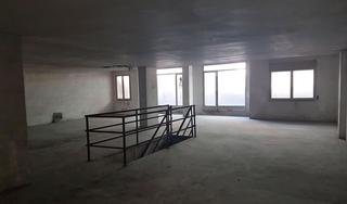 Rent Business premise in Avenida alfonso xiii 364