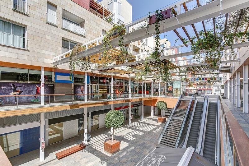 Foto f7343c3b-768e-48d4-a8eb-4c2356f1ef0d. Alquiler local comercial en calle raval del pallol local 13 pl. baja 1 lo en Reus