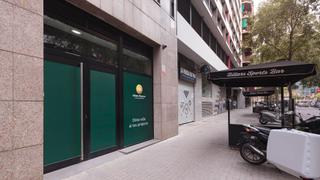 Local Comercial en CALLE CALABRIA 169